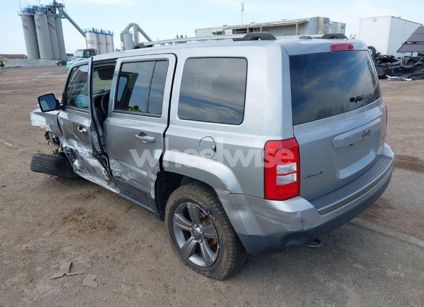 Photo 3 of 2016 Jeep Patriot SPORT SE (VIN 1C4NJRBB8GD646752)