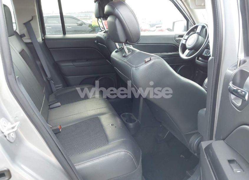 Photo 8 of 2016 Jeep Patriot SPORT SE (VIN 1C4NJRBB8GD646752)