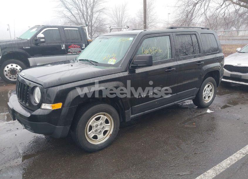 Photo 2 of 2016 Jeep Patriot SPORT (VIN 1C4NJRBB8GD781357)