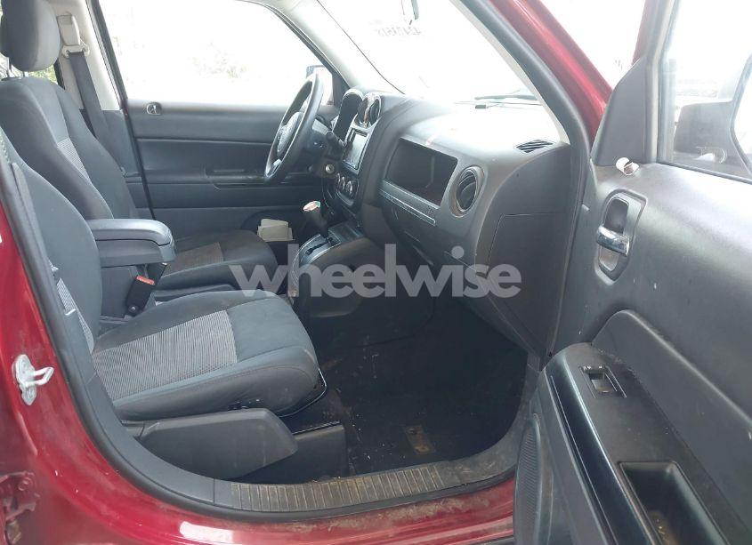 Photo 5 of 2013 Jeep Patriot SPORT (VIN 1C4NJRBB9DD180518)