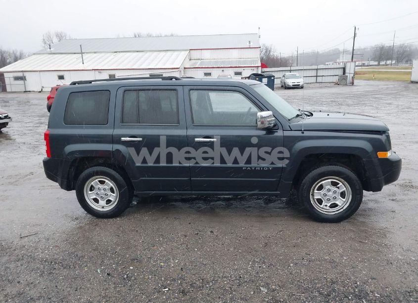 Photo 13 of 2014 Jeep Patriot SPORT (VIN 1C4NJRBB9ED534068)