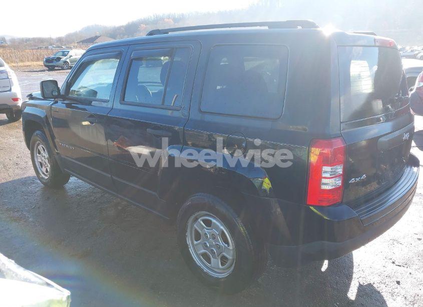 Photo 3 of 2014 Jeep Patriot SPORT (VIN 1C4NJRBB9ED590320)