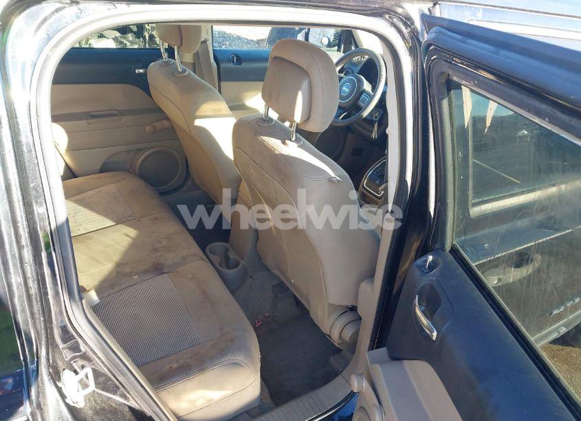 Photo 8 of 2014 Jeep Patriot SPORT (VIN 1C4NJRBB9ED590320)