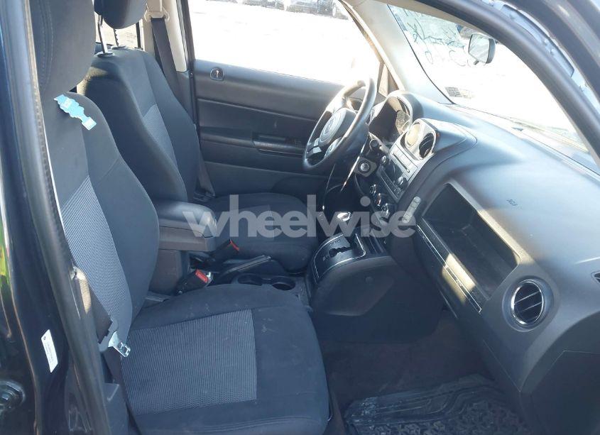 Photo 5 of 2014 Jeep Patriot SPORT (VIN 1C4NJRBB9ED644215)