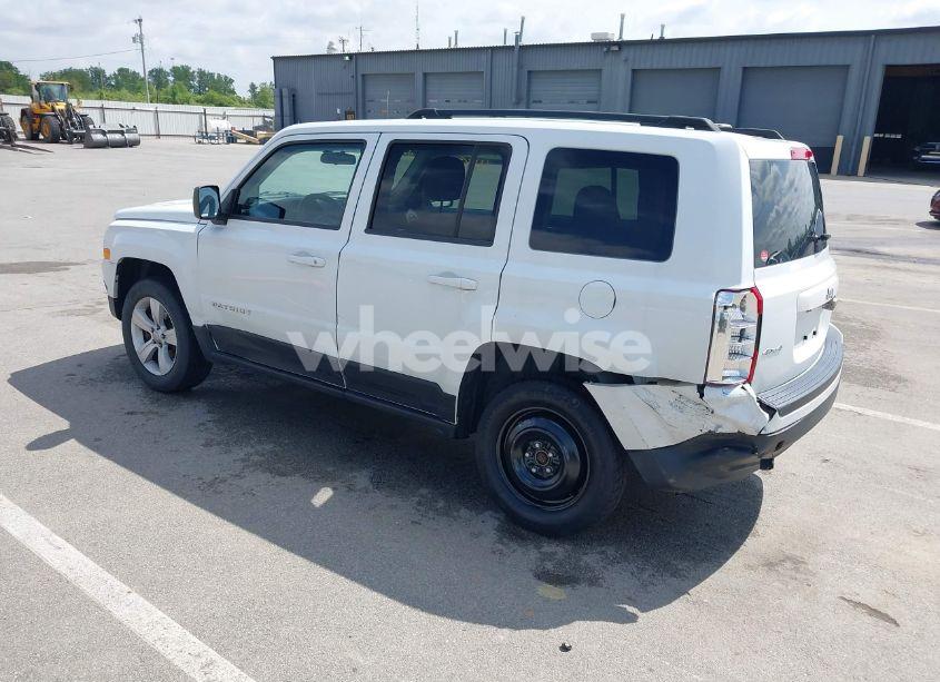 Photo 3 of 2014 Jeep Patriot SPORT (VIN 1C4NJRBB9ED709502)