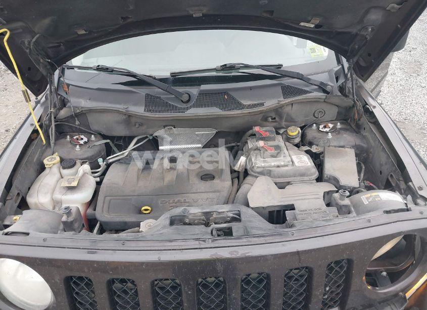 Photo 10 of 2014 Jeep Patriot SPORT (VIN 1C4NJRBB9ED817683)