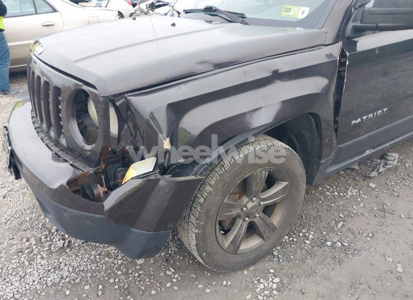 Photo 6 of 2014 Jeep Patriot SPORT (VIN 1C4NJRBB9ED817683)