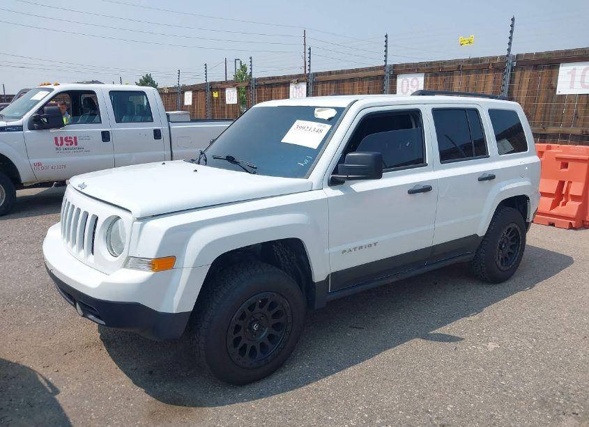 Photo 2 of 2015 Jeep Patriot SPORT (VIN 1C4NJRBB9FD121407)