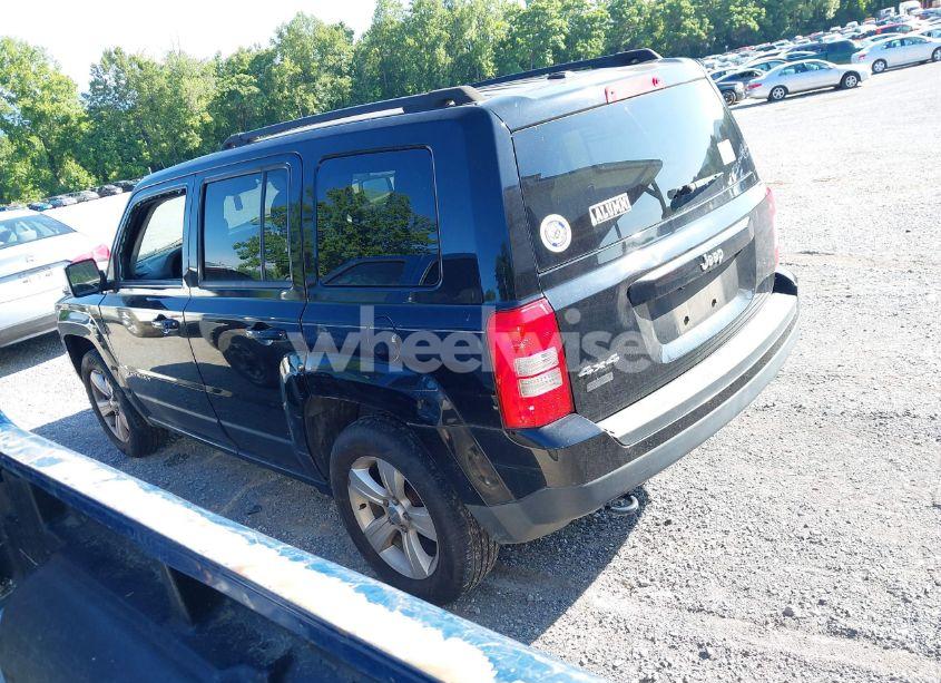 Photo 3 of 2015 Jeep Patriot SPORT (VIN 1C4NJRBB9FD269900)