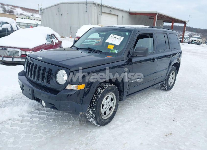 Photo 2 of 2015 Jeep Patriot SPORT (VIN 1C4NJRBB9FD283957)