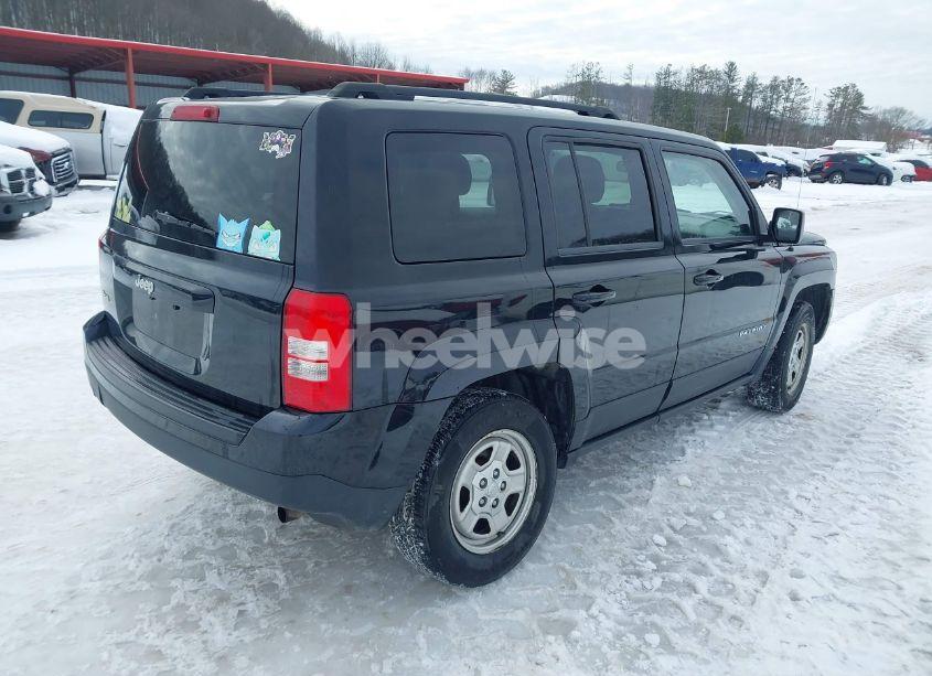Photo 4 of 2015 Jeep Patriot SPORT (VIN 1C4NJRBB9FD283957)