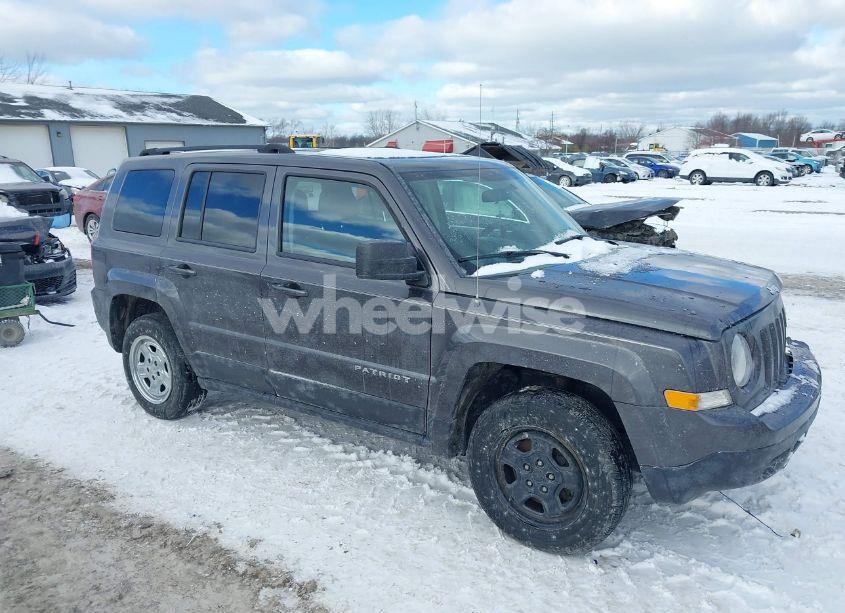 2015 Jeep Patriot SPORT (VIN 1C4NJRBB9FD417141) main photo