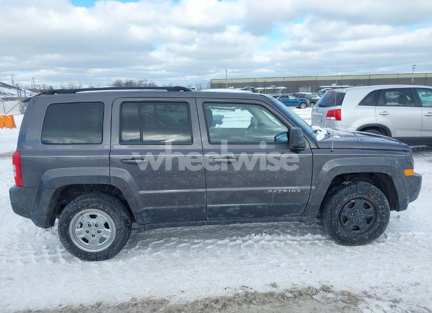 Photo 13 of 2015 Jeep Patriot SPORT (VIN 1C4NJRBB9FD417141)