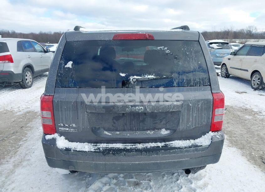 Photo 16 of 2015 Jeep Patriot SPORT (VIN 1C4NJRBB9FD417141)