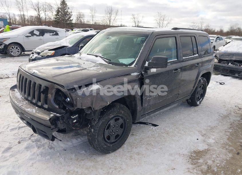 Photo 2 of 2015 Jeep Patriot SPORT (VIN 1C4NJRBB9FD417141)