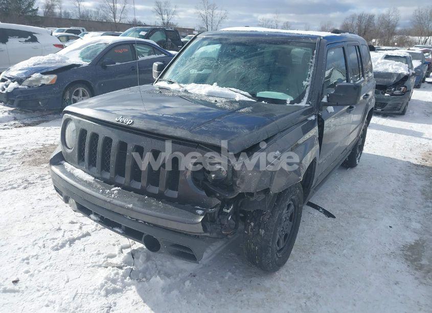 Photo 6 of 2015 Jeep Patriot SPORT (VIN 1C4NJRBB9FD417141)
