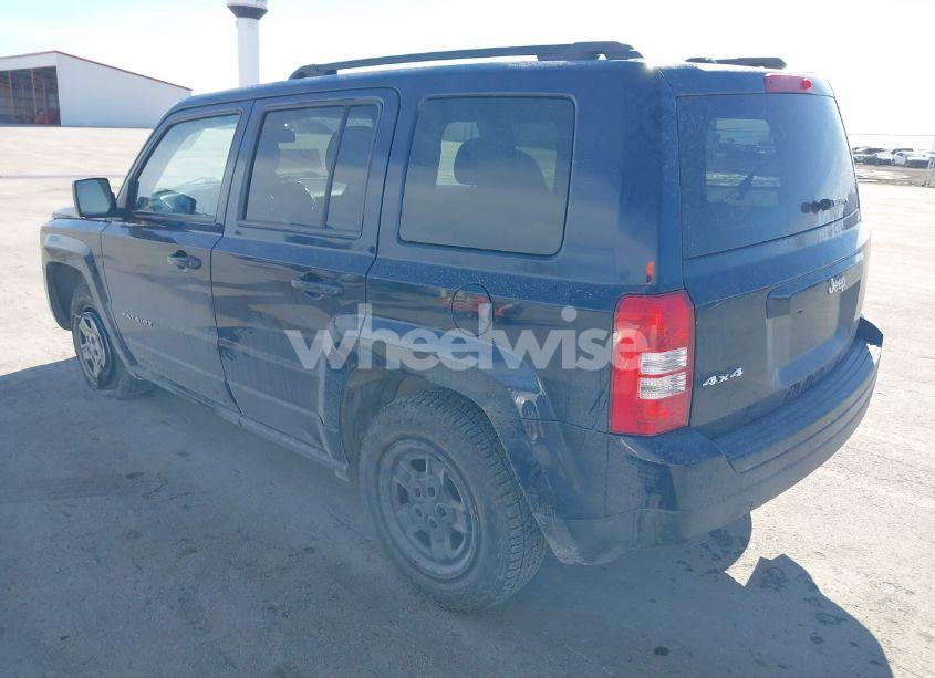 Photo 3 of 2016 Jeep Patriot SPORT (VIN 1C4NJRBB9GD508797)