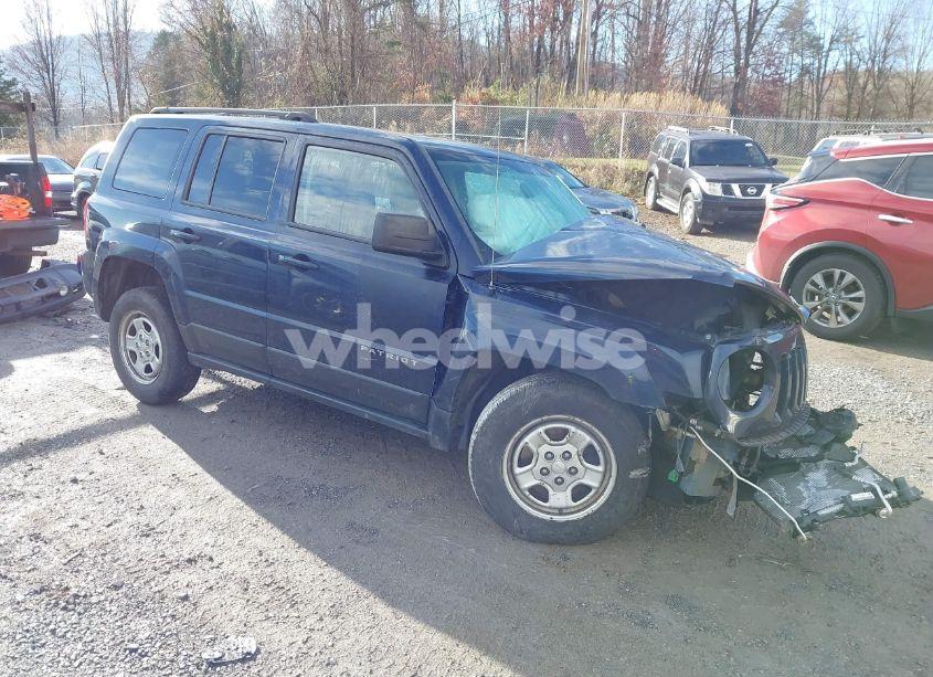 2016 Jeep Patriot SPORT (VIN 1C4NJRBB9GD632049) main photo