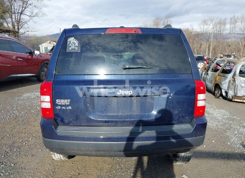 Photo 17 of 2016 Jeep Patriot SPORT (VIN 1C4NJRBB9GD632049)