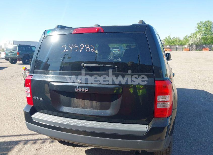 Photo 16 of 2016 Jeep Patriot SPORT (VIN 1C4NJRBB9GD741515)