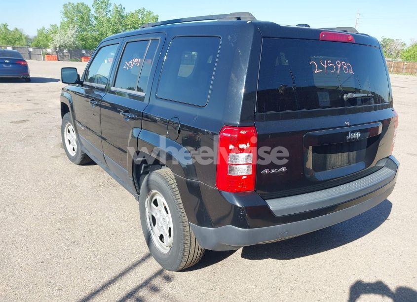 Photo 3 of 2016 Jeep Patriot SPORT (VIN 1C4NJRBB9GD741515)