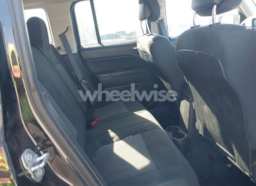 Photo 8 of 2016 Jeep Patriot SPORT (VIN 1C4NJRBB9GD741515)