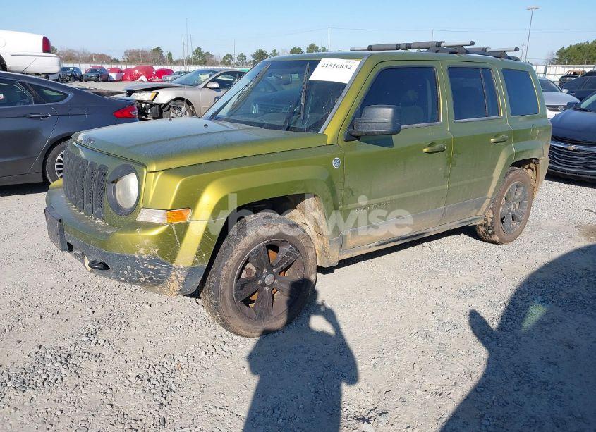 Photo 2 of 2012 Jeep Patriot SPORT (VIN 1C4NJRBBXCD567822)