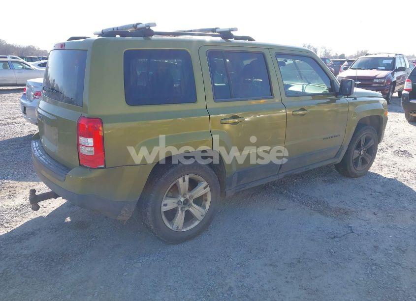 Photo 4 of 2012 Jeep Patriot SPORT (VIN 1C4NJRBBXCD567822)