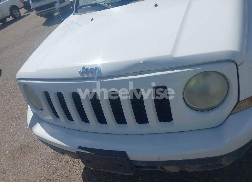 Photo 6 of 2012 Jeep Patriot SPORT (VIN 1C4NJRBBXCD576424)