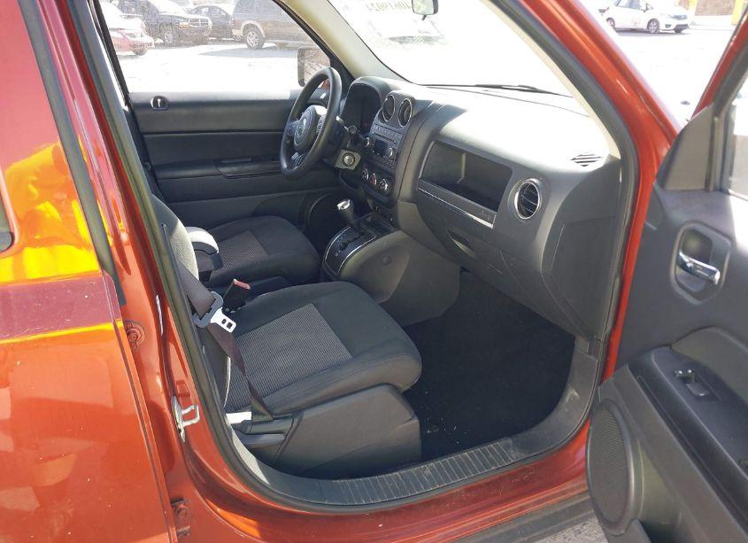 Photo 5 of 2012 Jeep Patriot SPORT (VIN 1C4NJRBBXCD672134)