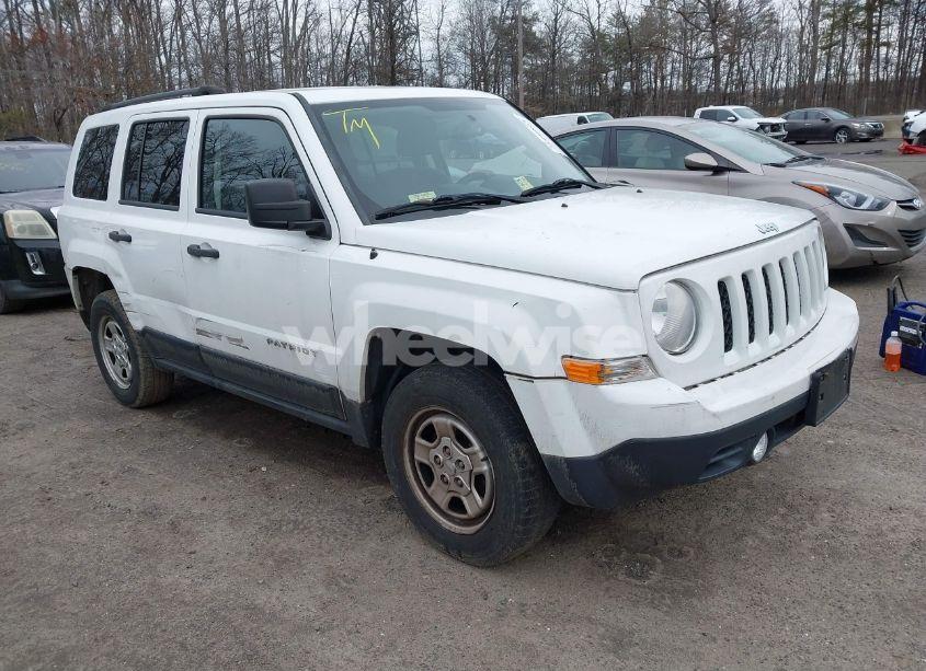 2013 Jeep Patriot SPORT (VIN 1C4NJRBBXDD145700) main photo