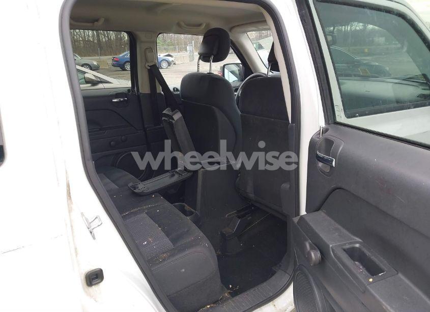 Photo 8 of 2013 Jeep Patriot SPORT (VIN 1C4NJRBBXDD145700)