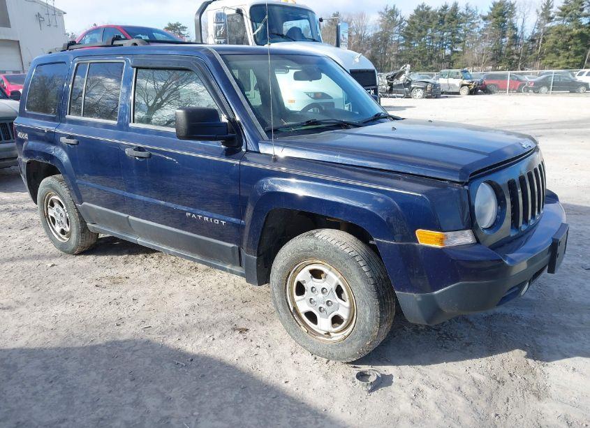 2013 Jeep Patriot SPORT (VIN 1C4NJRBBXDD249829) main photo