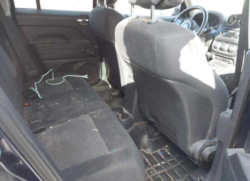 Photo 8 of 2013 Jeep Patriot SPORT (VIN 1C4NJRBBXDD249829)