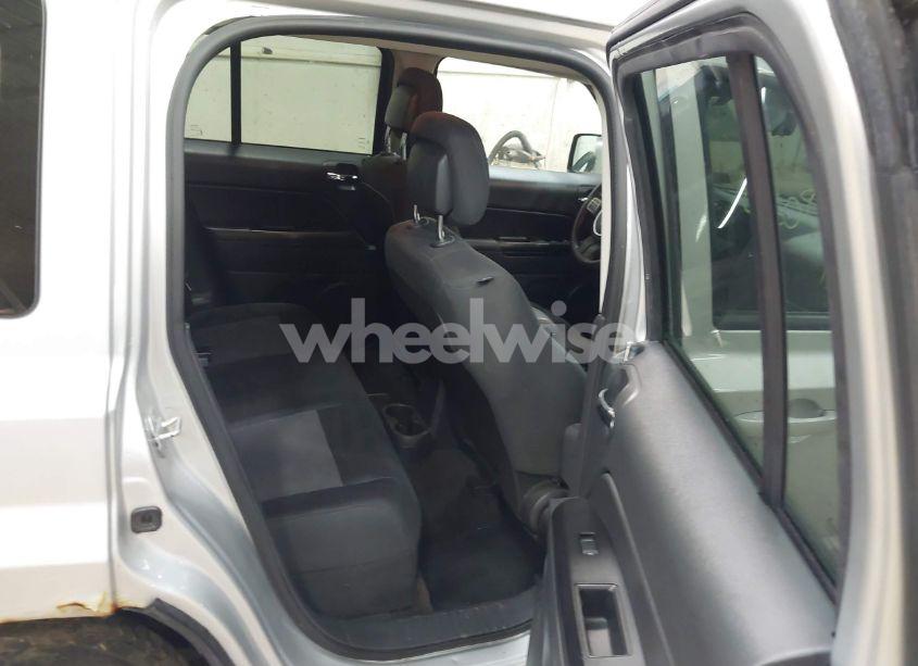 Photo 8 of 2013 Jeep Patriot SPORT (VIN 1C4NJRBBXDD263102)