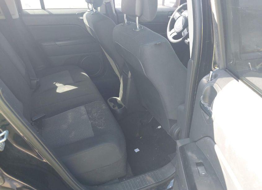 Photo 8 of 2014 Jeep Patriot SPORT (VIN 1C4NJRBBXED511527)