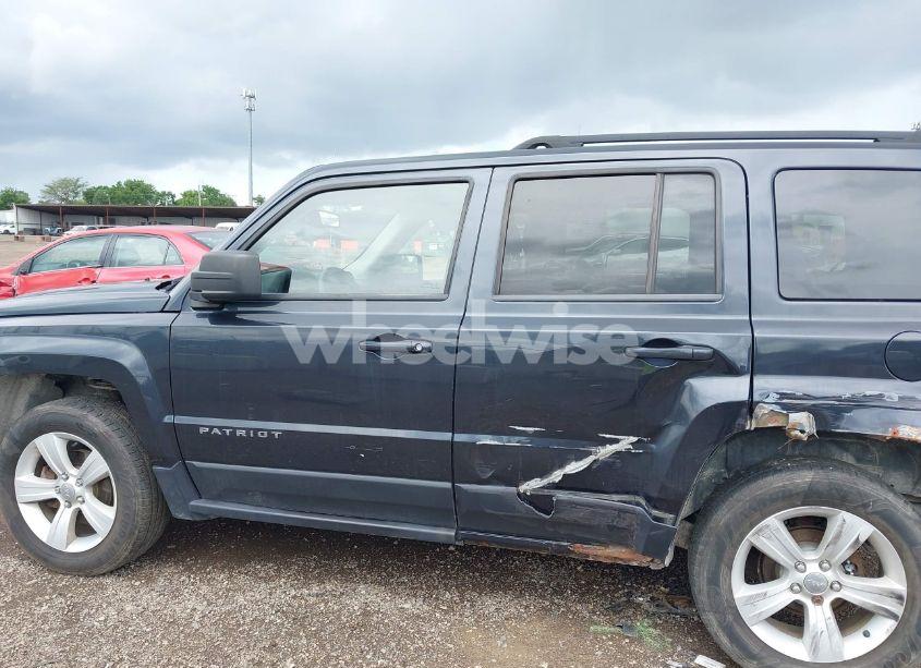 Photo 15 of 2014 Jeep Patriot SPORT (VIN 1C4NJRBBXED713834)