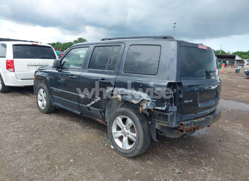 Photo 3 of 2014 Jeep Patriot SPORT (VIN 1C4NJRBBXED713834)