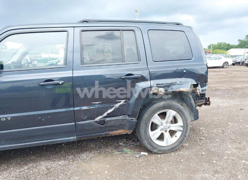 Photo 6 of 2014 Jeep Patriot SPORT (VIN 1C4NJRBBXED713834)
