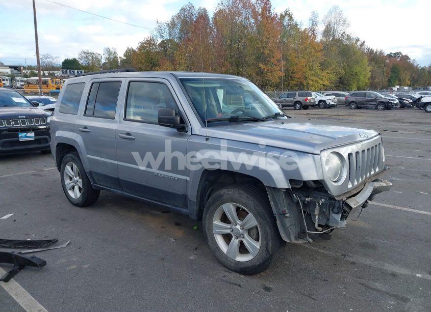 2015 Jeep Patriot SPORT (VIN 1C4NJRBBXFD129466) main photo