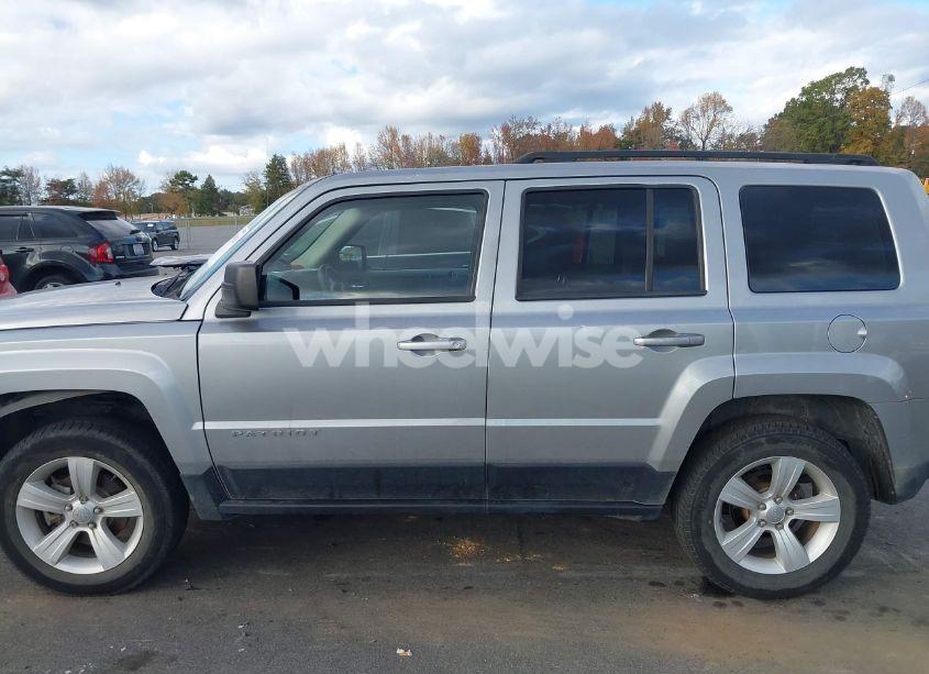 Photo 14 of 2015 Jeep Patriot SPORT (VIN 1C4NJRBBXFD129466)