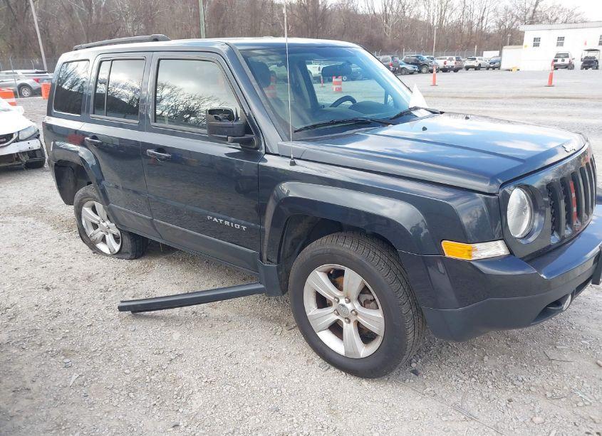 2015 Jeep Patriot SPORT (VIN 1C4NJRBBXFD248912) main photo