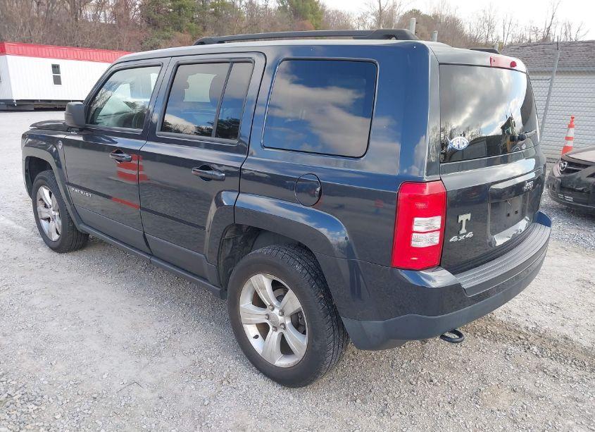 Photo 3 of 2015 Jeep Patriot SPORT (VIN 1C4NJRBBXFD248912)