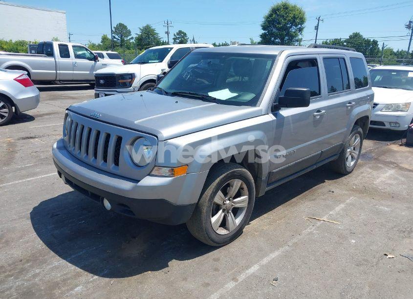Photo 2 of 2015 Jeep Patriot SPORT (VIN 1C4NJRBBXFD291890)