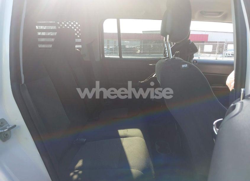 Photo 8 of 2016 Jeep Patriot SPORT (VIN 1C4NJRBBXGD788777)