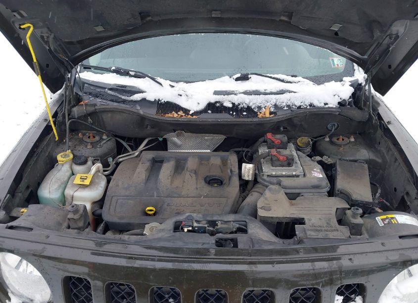 Photo 10 of 2017 Jeep Patriot 75TH ANNIVERSARY EDITION 4X4 (VIN 1C4NJRBBXHD109091)