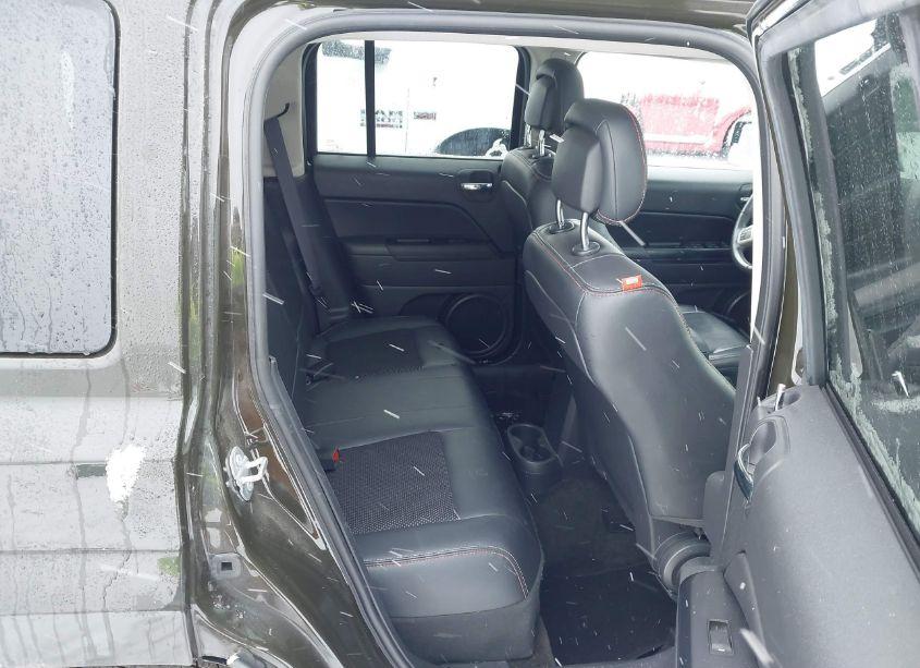 Photo 8 of 2017 Jeep Patriot 75TH ANNIVERSARY EDITION 4X4 (VIN 1C4NJRBBXHD109091)