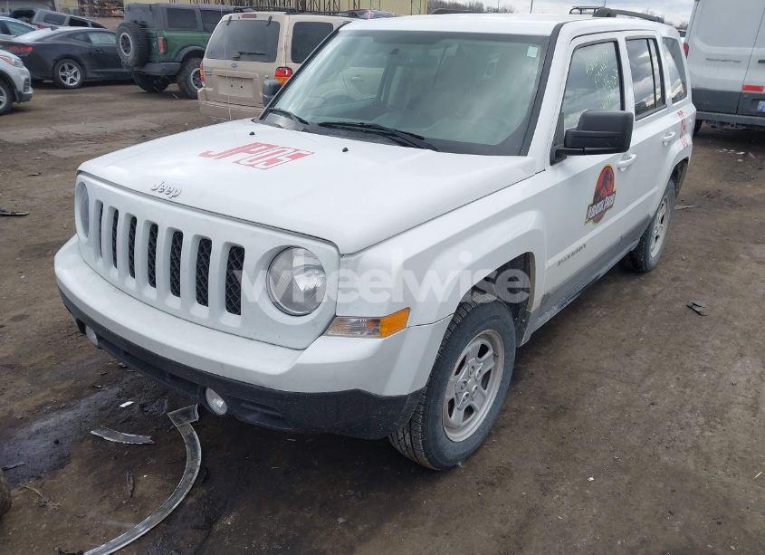 Photo 2 of 2017 Jeep Patriot SPORT 4X4 (VIN 1C4NJRBBXHD135867)