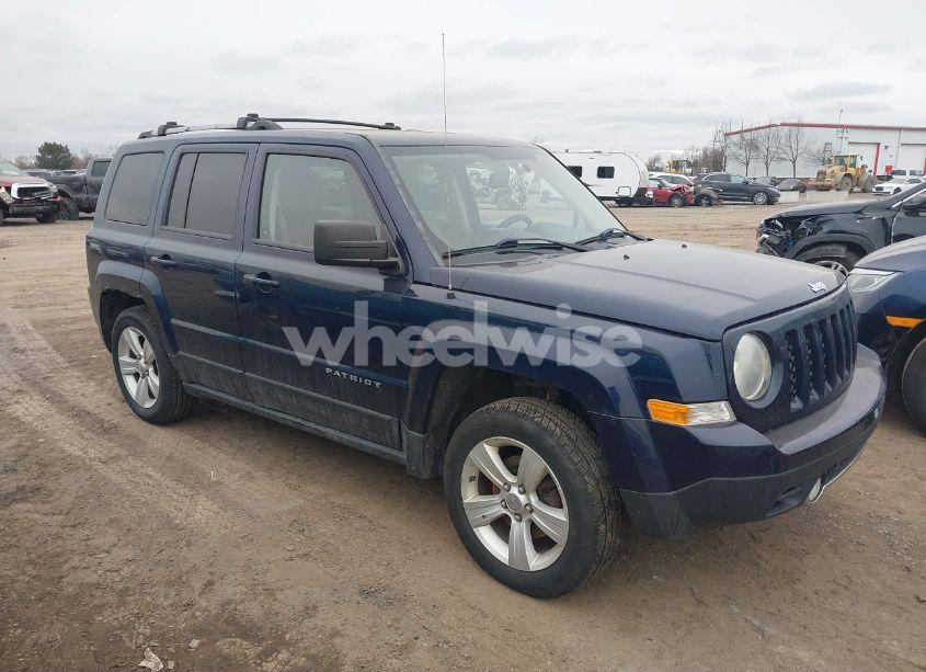 2013 Jeep Patriot LIMITED (VIN 1C4NJRCB2DD111846) main photo