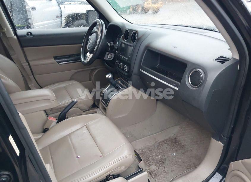 Photo 5 of 2012 Jeep Patriot LIMITED (VIN 1C4NJRCB4CD612364)